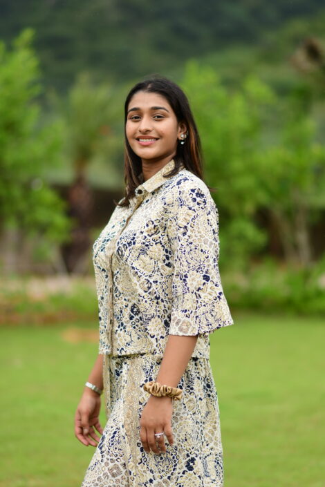 Women’s Casturi Silk Co-ord Set – Printed Palti Trouser with Long Sleeve Collar Top